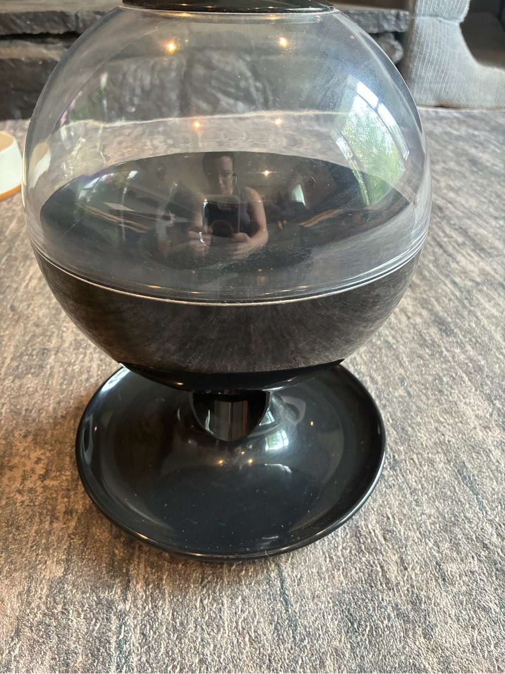 Candy dispenser